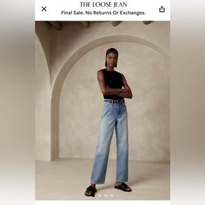 Unworn Banana Republic loose jeans, tags still on. Size 31, NWT